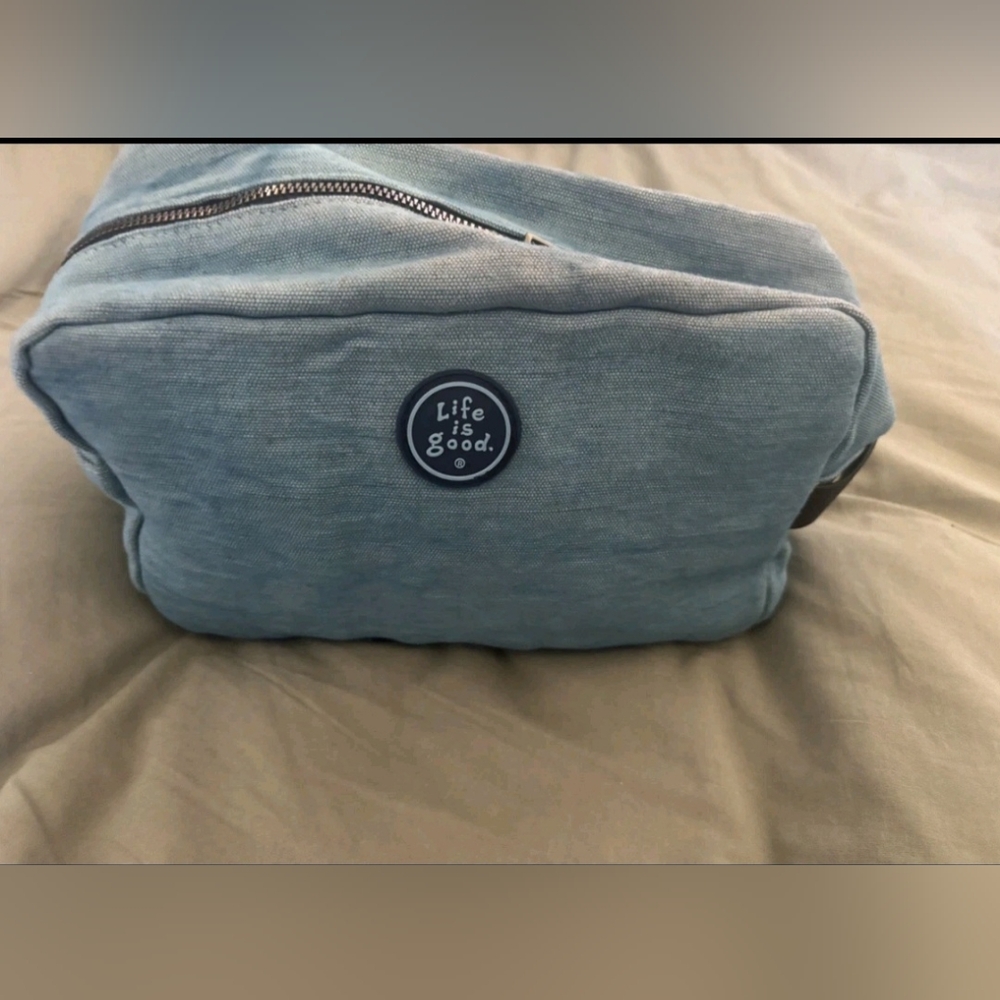 Life Is Good Travel Dopp Toiletry Bag Pouch Supply Zipper Pocket Unisex Blue